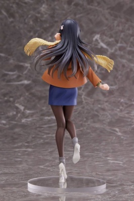 Rascal Does Not Dream of a Dreaming Girl PVC Statue Mai Sakurajima Winter Wear Ver. 20 cm